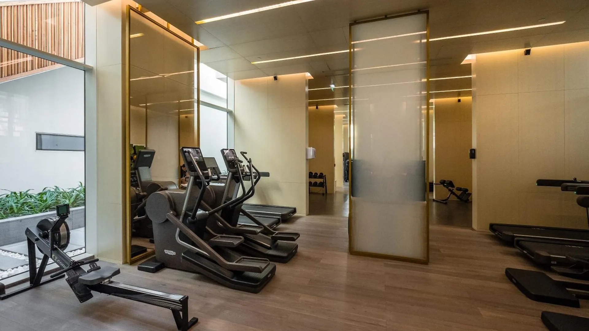 Five Palm Jumeirah Residences - Mint Stay Dubai