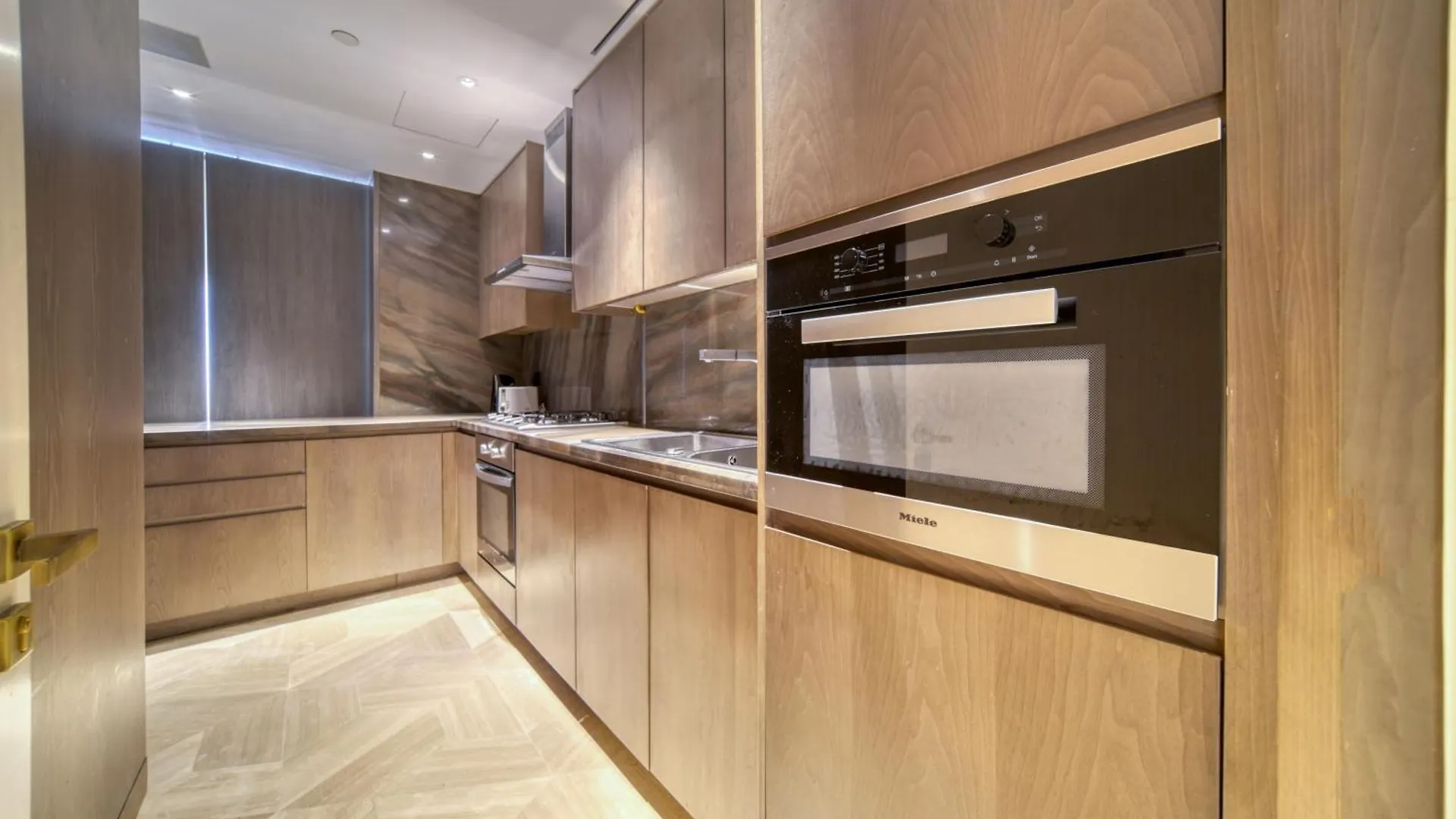 Five Palm Jumeirah Residences - Mint Stay Dubai