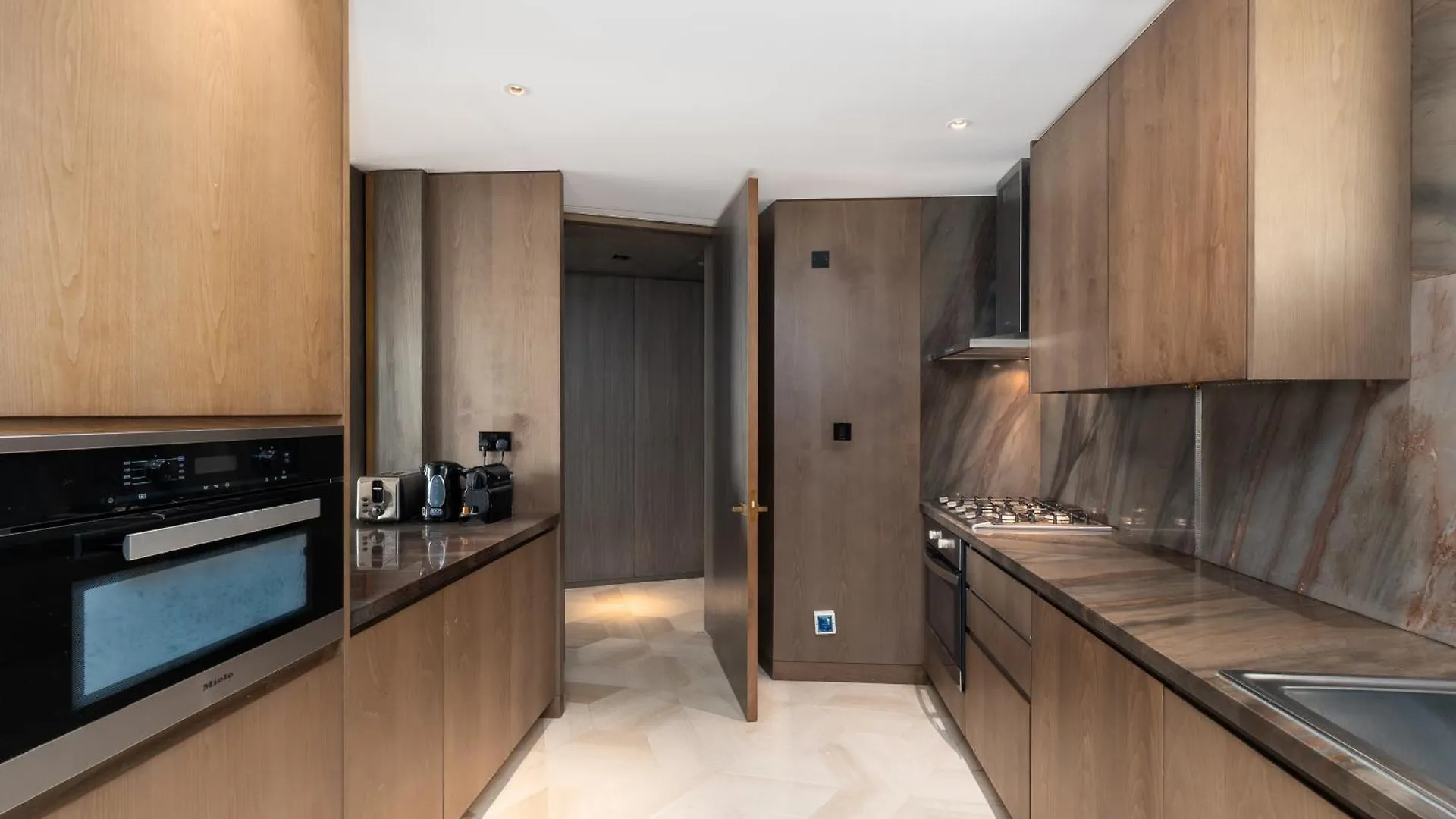 Five Palm Jumeirah Residences - Mint Stay دبي 0*,  الإمارات العربية المتحدة